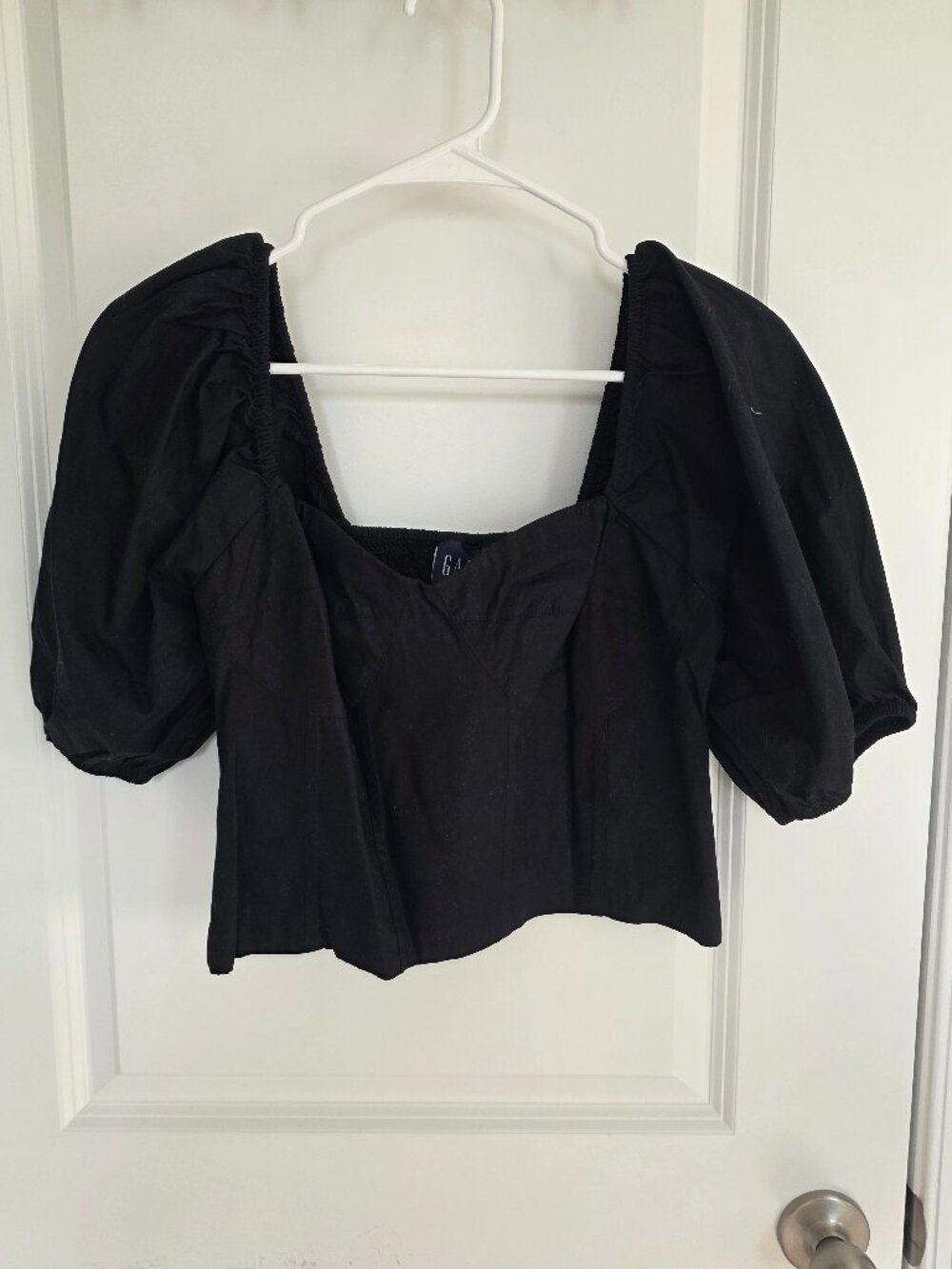 Black Sweetheart Puff Sleeve Crop Top from Gap - Size Large (New with Tags)